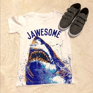 5 for $20 item Fabkids Graphic Shark Tee